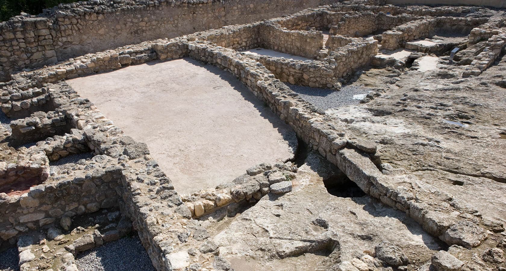 加泰罗尼亚考古博物馆(MAC) © Nano Cañas