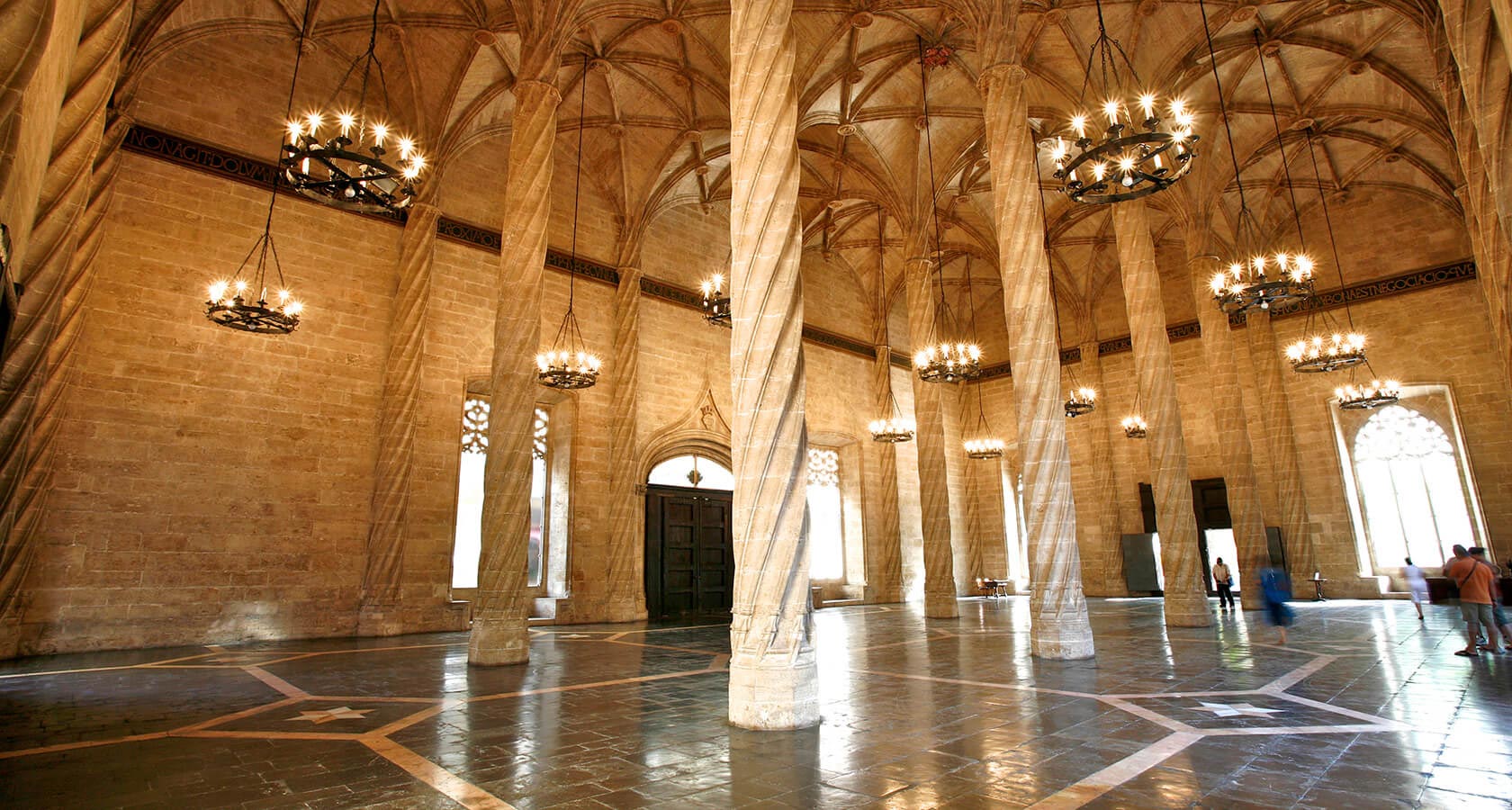 丝绸交易所（Lonja de la Seda） 