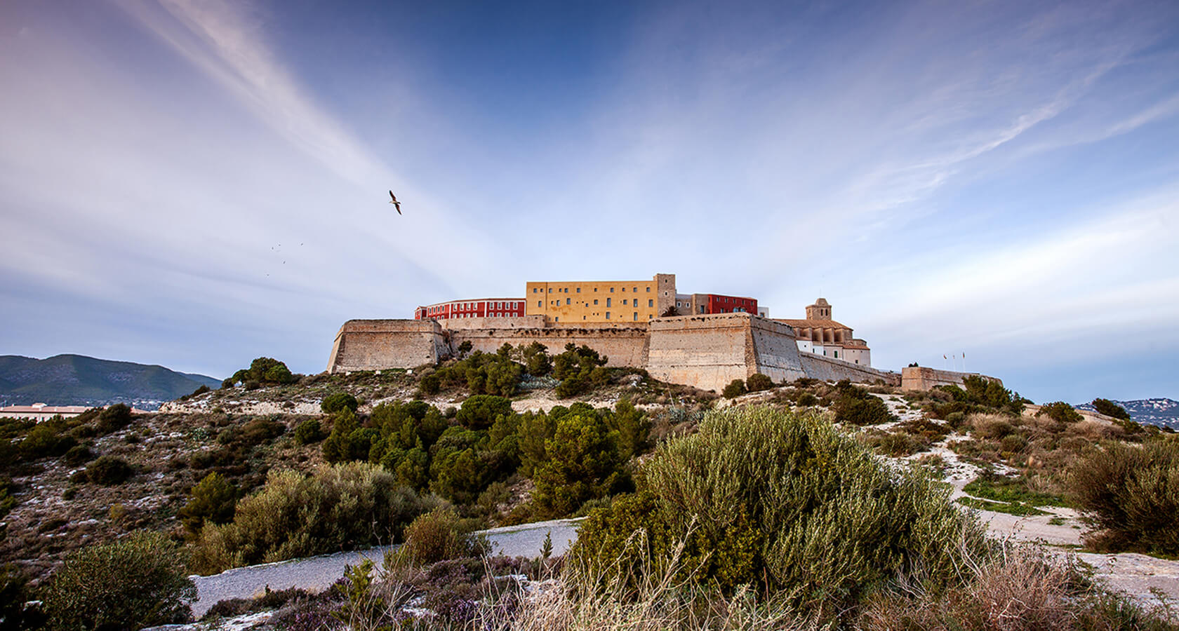 阿尔穆戴纳王宫