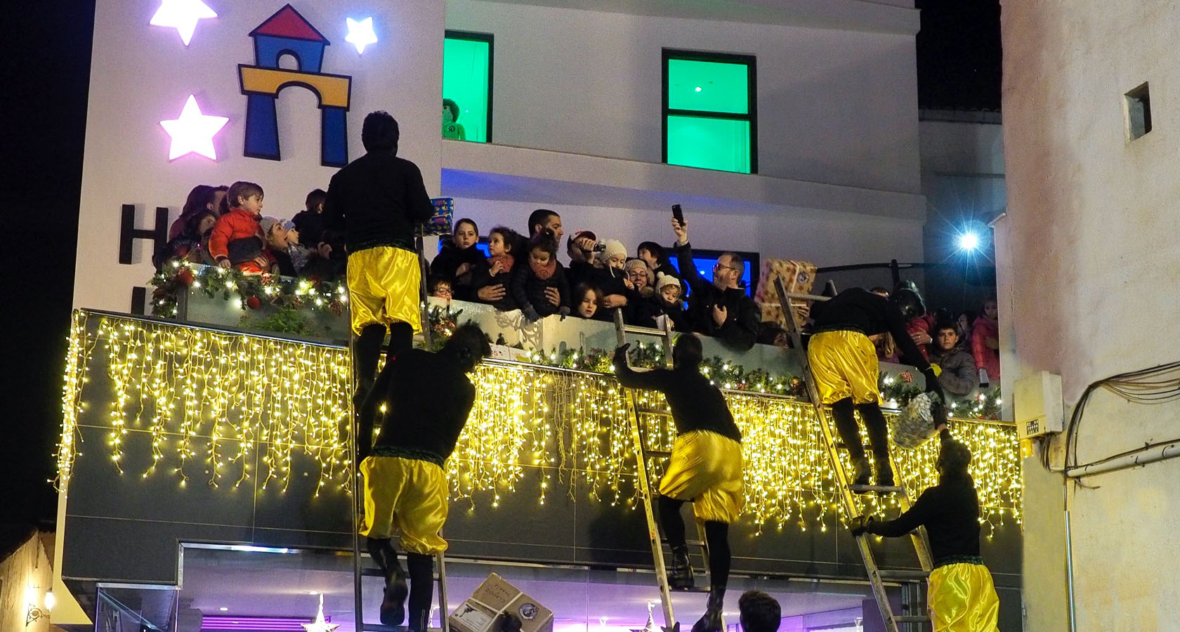 阿尔科伊三王游行节 © Hotel del Juguete