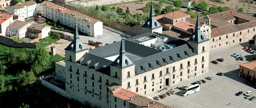 莱尔马的国营古堡酒店外观 © Paradores de Turismo